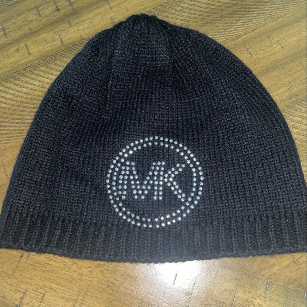 Black Michael Kors Hat, matches the scarf previously listed